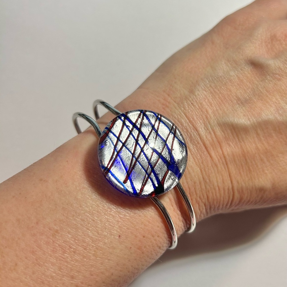 Hinge Bracelet Silver Tone Blue Red Abstract Resin Grasslands Road New